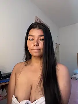 moonhelen online show from May 2026 06:16:01 PM