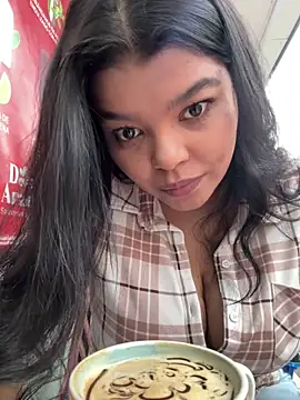 moonhelen online show from March 2026 10:22:01 PM