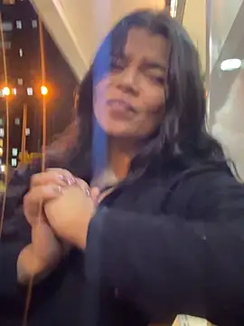 Snapshot of moonhelen chatting on March 2026 02:34:02 AM moonhelen online show from March 2026 02:34:02 AM