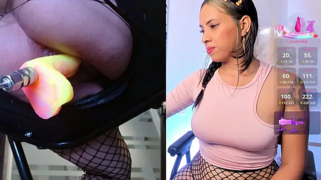 Snapshot of Isabella_falcon chatting on March 2026 02:44:02 AM Isabella falcon online show from March 2026 02:44:02 AM