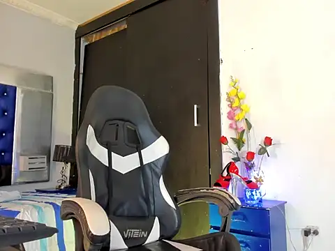 Ciara HotTs online show from March 2026 11:32:02 AM