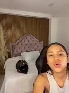 CarolineFyre online show from June 2026 12:49:02 PM