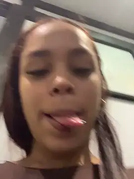CarolineFyre online show from June 2026 01:22:02 PM