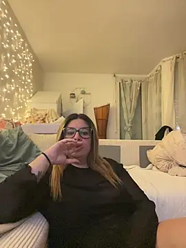 JasmineGlow7 online show from March 2026 09:07:02 PM