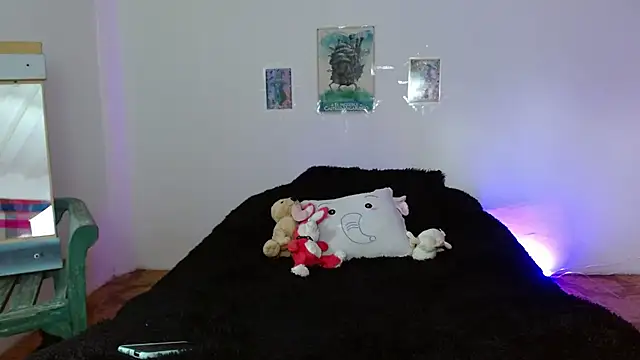 miadavisXXX online show from March 2026 07:51:01 PM