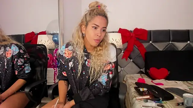  Giorgiina  online show from February 2026 12:45:01 PM