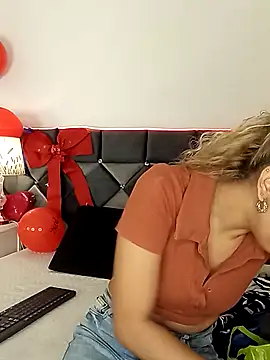  Giorgiina  online show from February 2026 12:16:02 PM