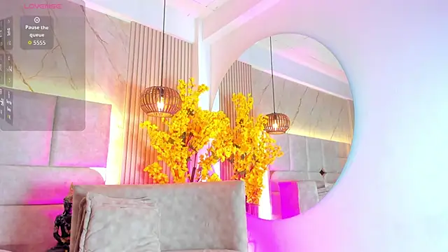 EmmaLovve online show from April 2026 02:29:02 AM