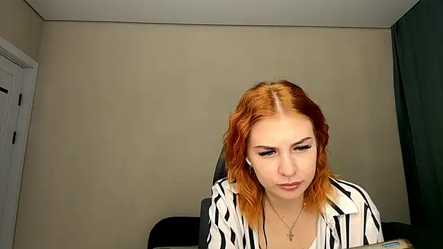 Snapshot of LuxuryRita chatting on February 2026 01:53:01 PM LuxuryRita online show from February 2026 01:53:01 PM