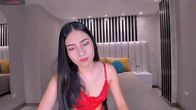 Snapshot of LucieMartin chatting on March 2026 07:21:02 PM LucieMartin online show from March 2026 07:21:02 PM