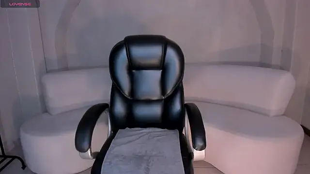 IsabellaMorettiX online show from March 2026 04:06:01 AM