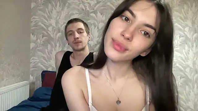 sweetiepipe online show from April 2026 03:52:02 PM