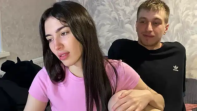 sweetiepipe online show from May 2026 08:15:01 PM