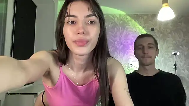 sweetiepipe online show from April 2026 12:00:01 PM