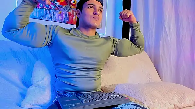 jhon nicolas online show from February 2026 11:02:02 PM