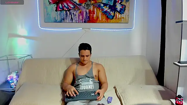 jhon nicolas online show from February 2026 09:05:02 PM