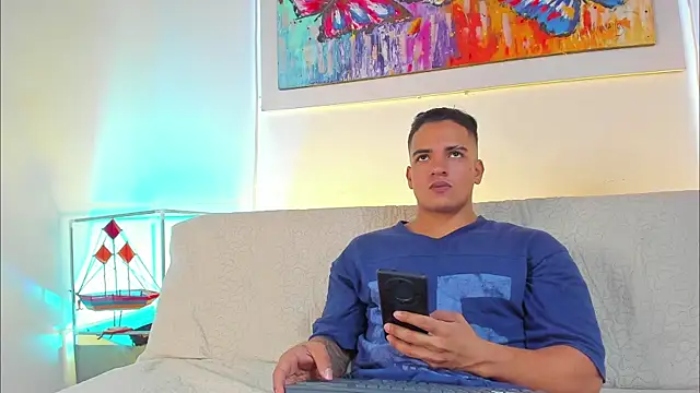 jhon nicolas online show from April 2026 10:00:01 PM