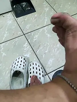 Snapshot of Gordinho_dos_pes chatting on February 2026 06:34:02 AM Gordinho dos pes online show from February 2026 06:34:02 AM