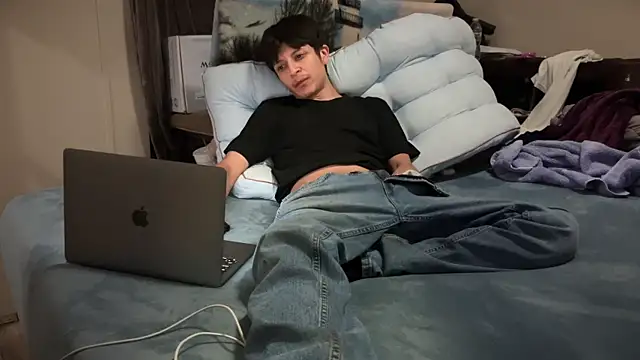 Mardelrey online show from March 2026 01:52:02 PM