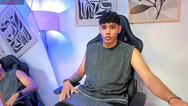 justin payn14 online show from March 2026 07:15:01 PM