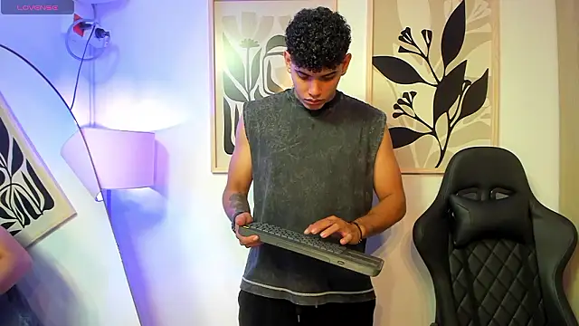 justin payn14 online show from March 2026 02:37:02 PM