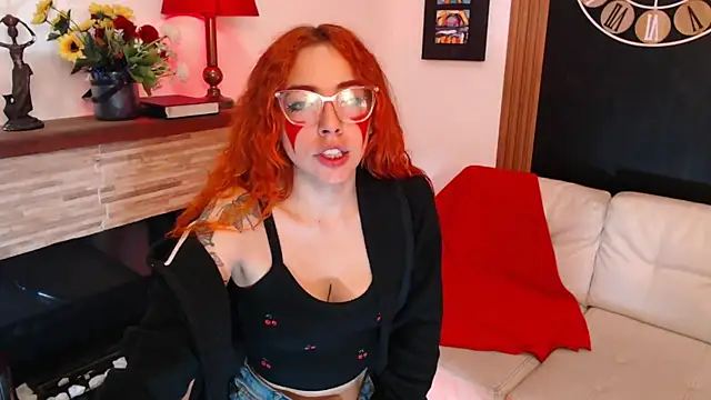 Snapshot of mere_in_redd chatting on February 2026 12:07:01 PM mere in redd online show from February 2026 12:07:01 PM