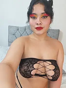 zoe love18 online show from May 2026 04:31:01 AM