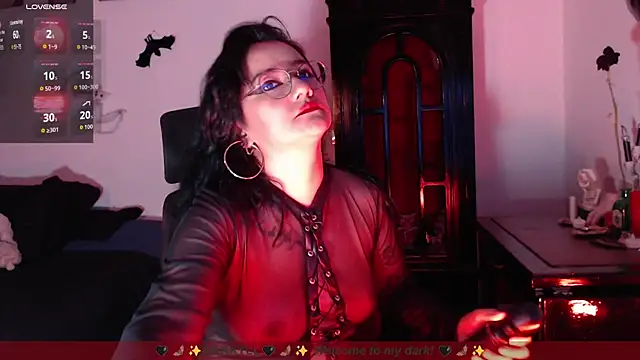 Darkyll33 online show from March 2026 07:47:01 PM