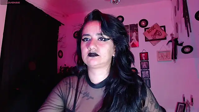 Darkyll33 online show from June 2026 05:12:01 AM