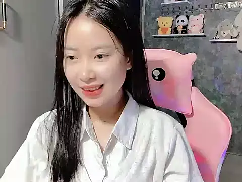 Linne6789 online show from April 2026 02:29:01 AM