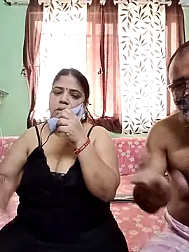 HoneyHush online show from February 2026 06:05:02 AM