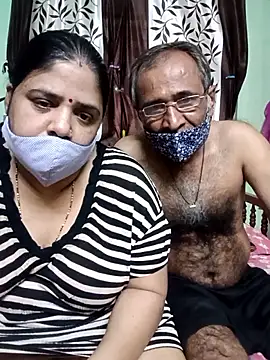 HoneyHush online show from March 2026 01:11:02 PM