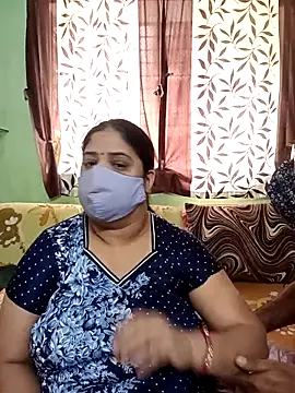 HoneyHush online show from February 2026 06:11:02 AM