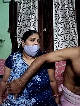 HoneyHush online show from February 2026 01:12:01 PM