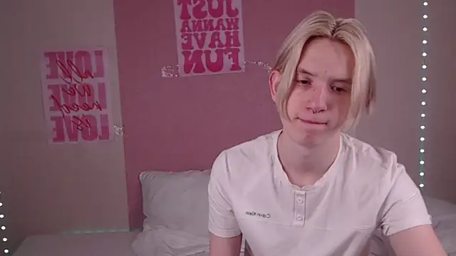 Snapshot of Ron_Vilss chatting on February 2026 11:08:02 AM Ron Vilss online show from February 2026 11:08:02 AM