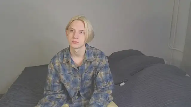 Snapshot of Ron_Vilss chatting on February 2026 06:33:02 AM Ron Vilss online show from February 2026 06:33:02 AM