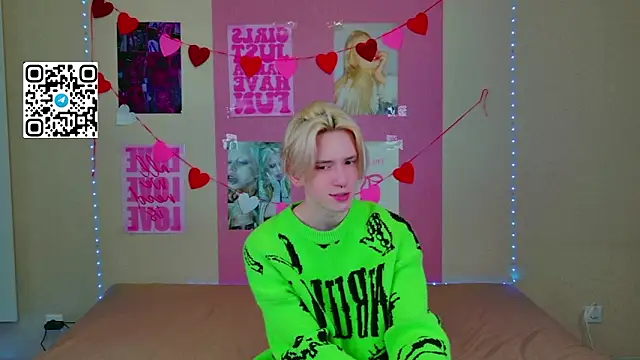 Snapshot of Ron_Vilss chatting on February 2026 06:26:01 AM Ron Vilss online show from February 2026 06:26:01 AM