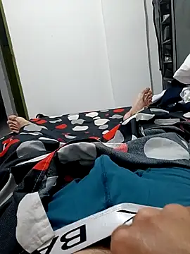 elvergon8721 online show from April 2026 05:53:02 AM