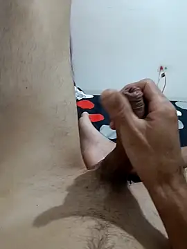 elvergon8721 online show from April 2026 06:37:02 AM