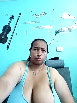 BustySexy Nataly online show from April 2026 03:19:02 PM