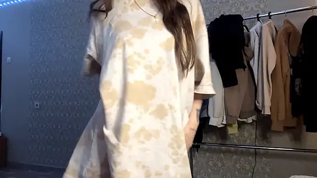 LumPetal online show from February 2026 04:54:01 AM