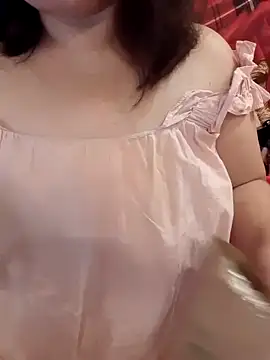 Snapshot of Yummyamasha chatting on May 2026 01:00:02 PM Yummyamasha online show from May 2026 01:00:02 PM