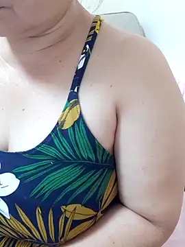 Snapshot of Yummyamasha chatting on May 2026 01:53:01 PM Yummyamasha online show from May 2026 01:53:01 PM