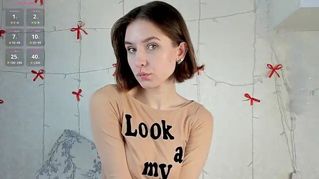 Snapshot of VelvetCaress chatting on March 2026 08:16:02 AM VelvetCaress online show from March 2026 08:16:02 AM