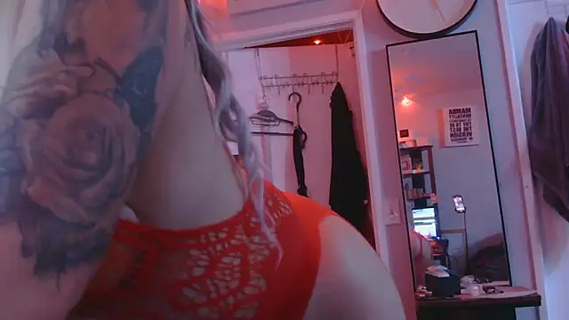 Alicethickpeach online show from April 2026 01:23:01 AM