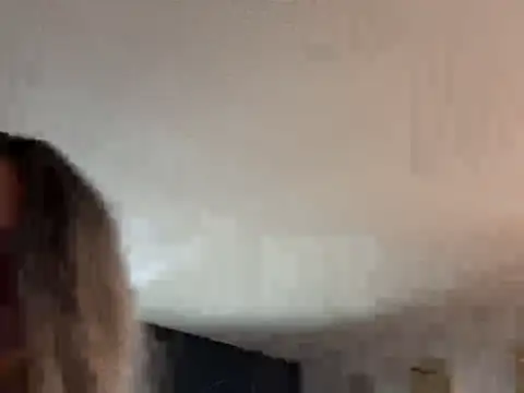 Snapshot of Alicethickpeach chatting on July 2026 06:37:02 PM Alicethickpeach online show from July 2026 06:37:02 PM