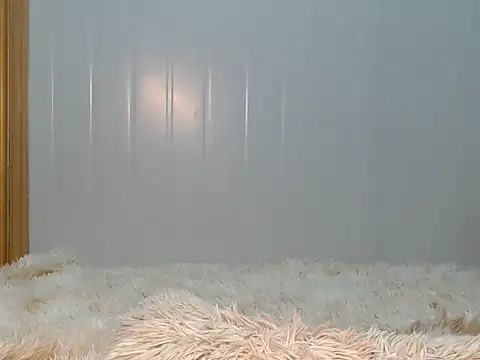 Snapshot of girlyteengrl chatting on February 2026 05:32:01 PM girlyteengrl online show from February 2026 05:32:01 PM