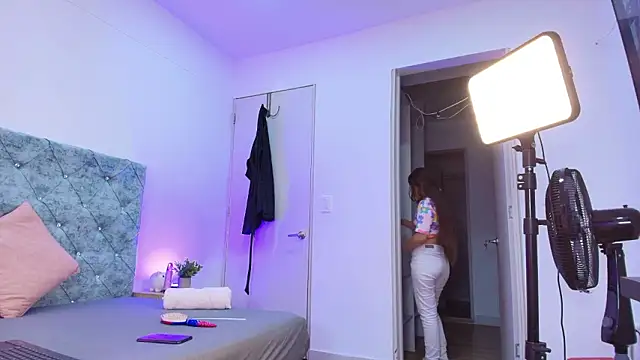 Snapshot of Samanta-Rose chatting on February 2026 03:39:01 AM Samanta-Rose online show from February 2026 03:39:01 AM