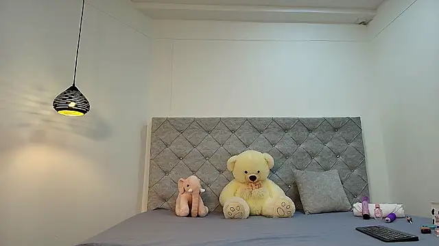 Snapshot of Samanta-Rose chatting on February 2026 03:17:01 AM Samanta-Rose online show from February 2026 03:17:01 AM