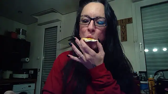 Snapshot of FITGIRL-MAEVA chatting on February 2026 07:44:01 PM FITGIRL-MAEVA online show from February 2026 07:44:01 PM